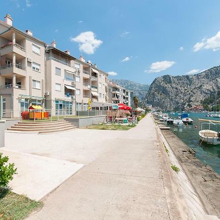 Modern New Flat Next To River Cetina โอมิช ภายนอก รูปภาพ